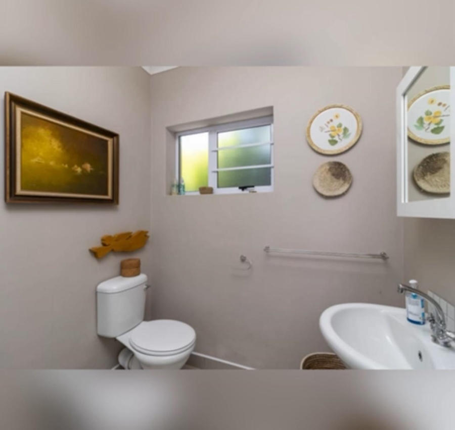 4 Bedroom Property for Sale in Seafield Eastern Cape